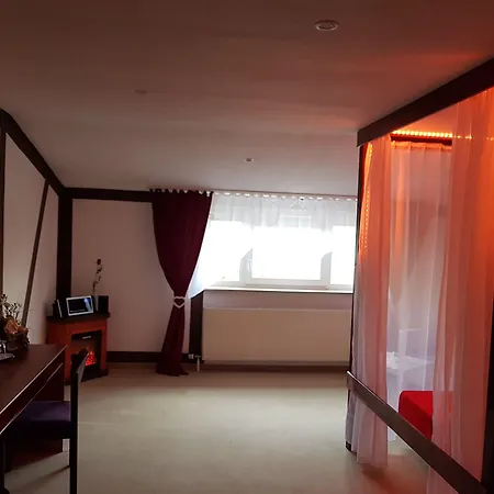 Landhotel ホテル 3*