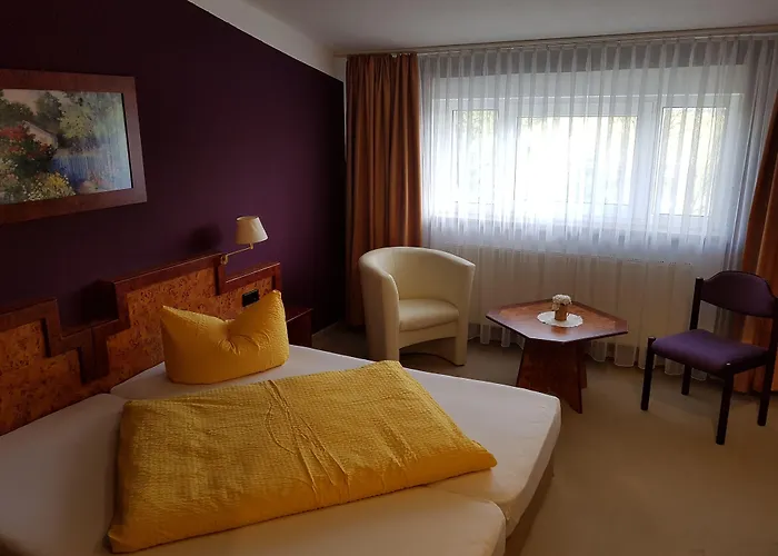 Landhotel فندق 3*